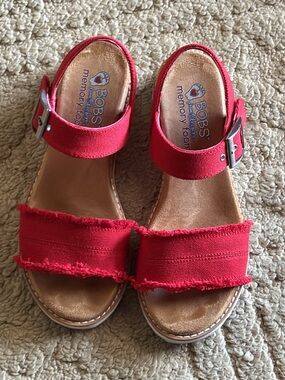 Skechers Red Frayed Strap Memory Foam Sandals